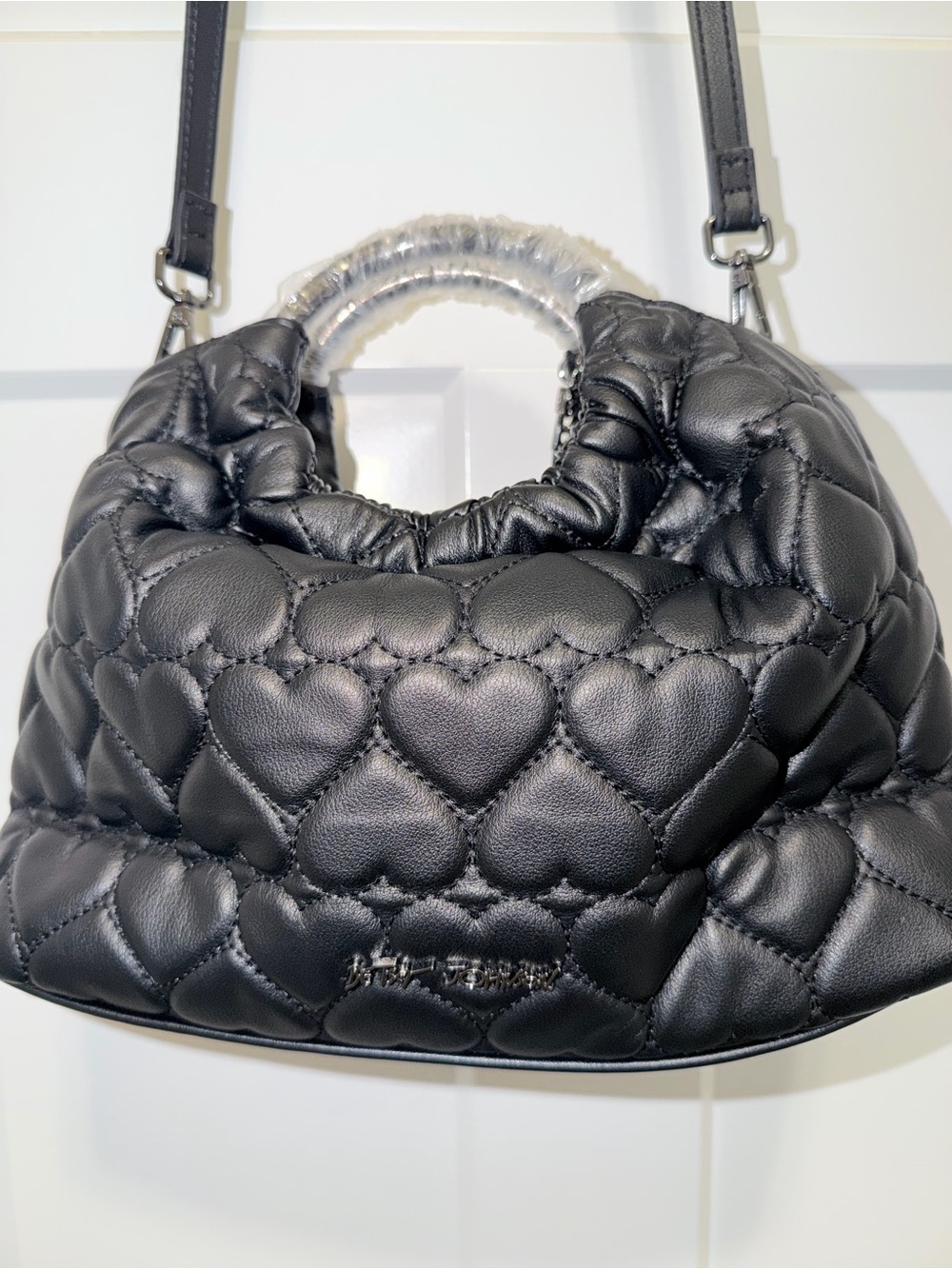 Betsey Johnson BJ103065 quilted hearts faux leather hobo mini satchel bag - Picture 5 of 12